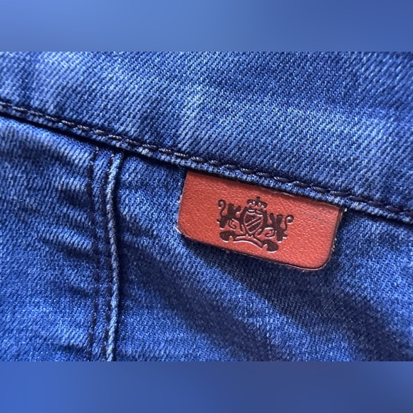 One In A Million" women's jeans, specifically the Legacy Contemporary fit. 32/33 - Picture 6 of 12